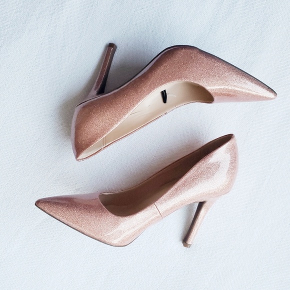 Guess Shoes - New! Guess Pink Patent Leather Glitter Pumps